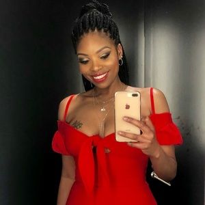 Meet your Posher, Alyce